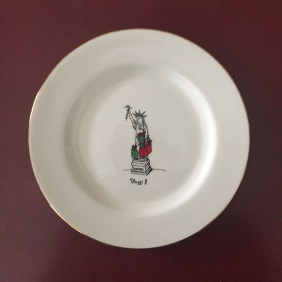 Merry Masterpieces Holiday Dinner Plates Dayton Hudson Complete Set of 8 Funny - Picture 4 of 8